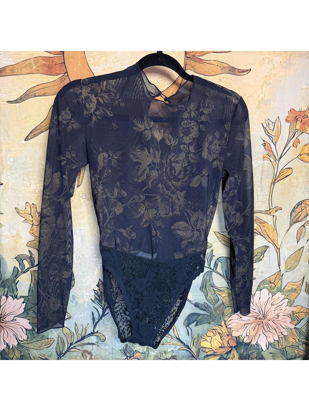 Guy Laroche Vintage Black and Gold Bodysuit size L